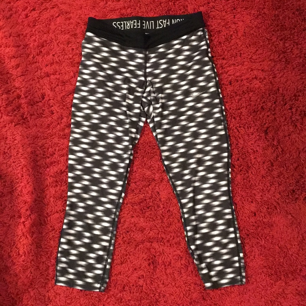 Nike running Capri 🖤
